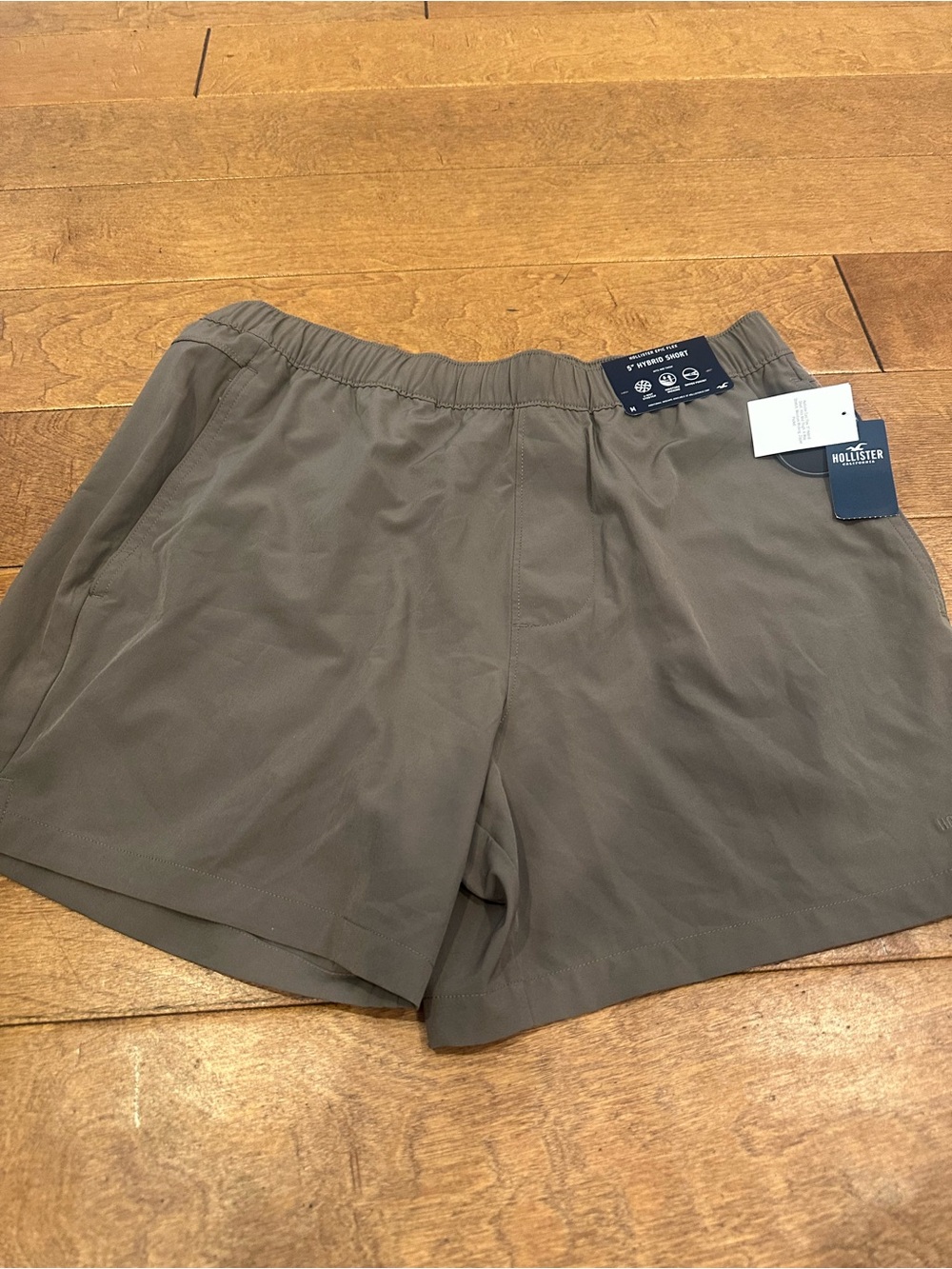 Hollister Men's Athletic Shorts in Olive Brown - Picture 4 of 7